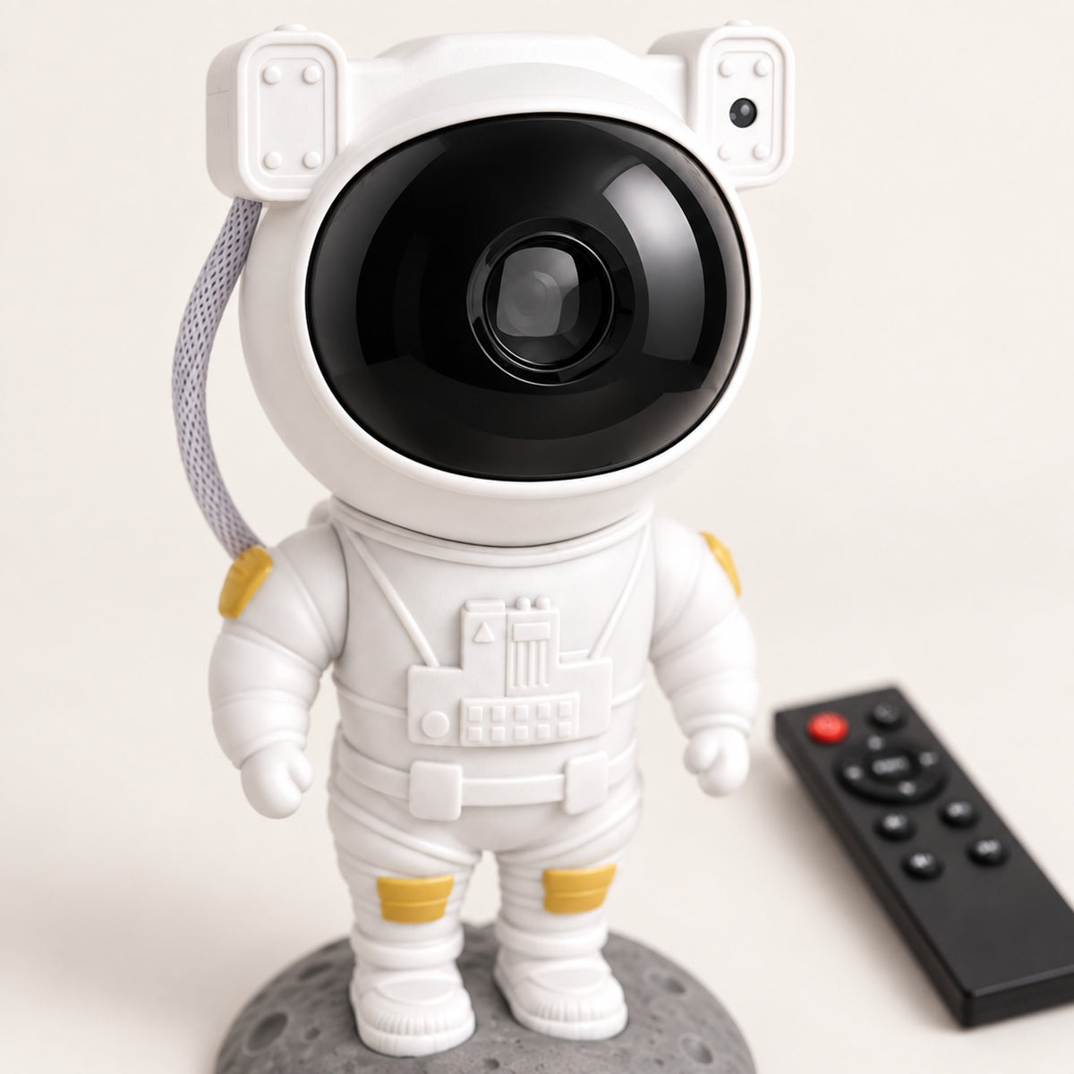 Astronaut Galaxy Projector Lamp – Starry Night Light for Bedroom - detail