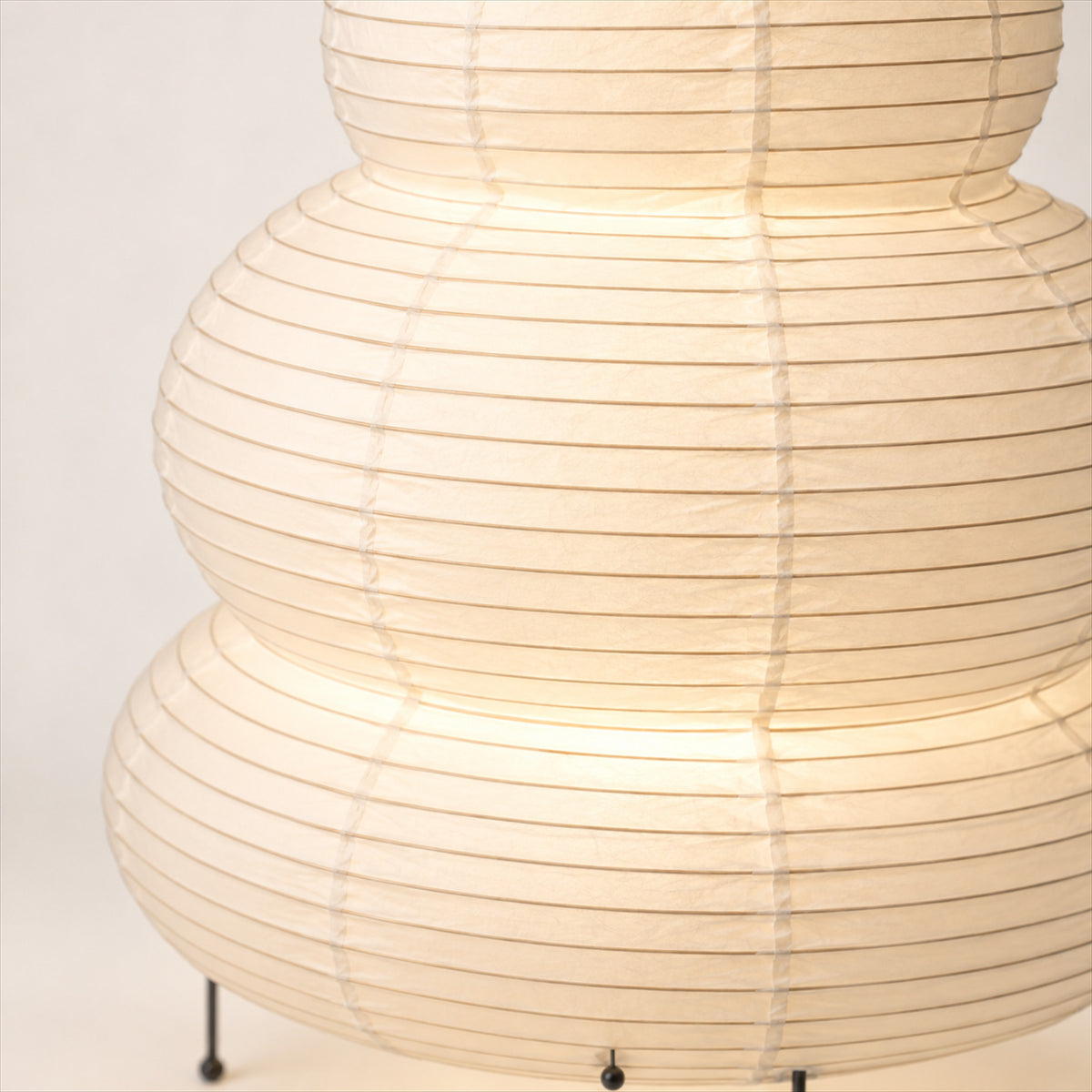 Japanese Wabi-Sabi Floor Lamp – 3-Tone Rice Paper Shade, Living Room - detail